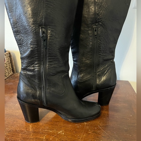 Boemos Italian buttery soft leather tall boots sale size 38 (7.5 US) - Picture 8 of 11